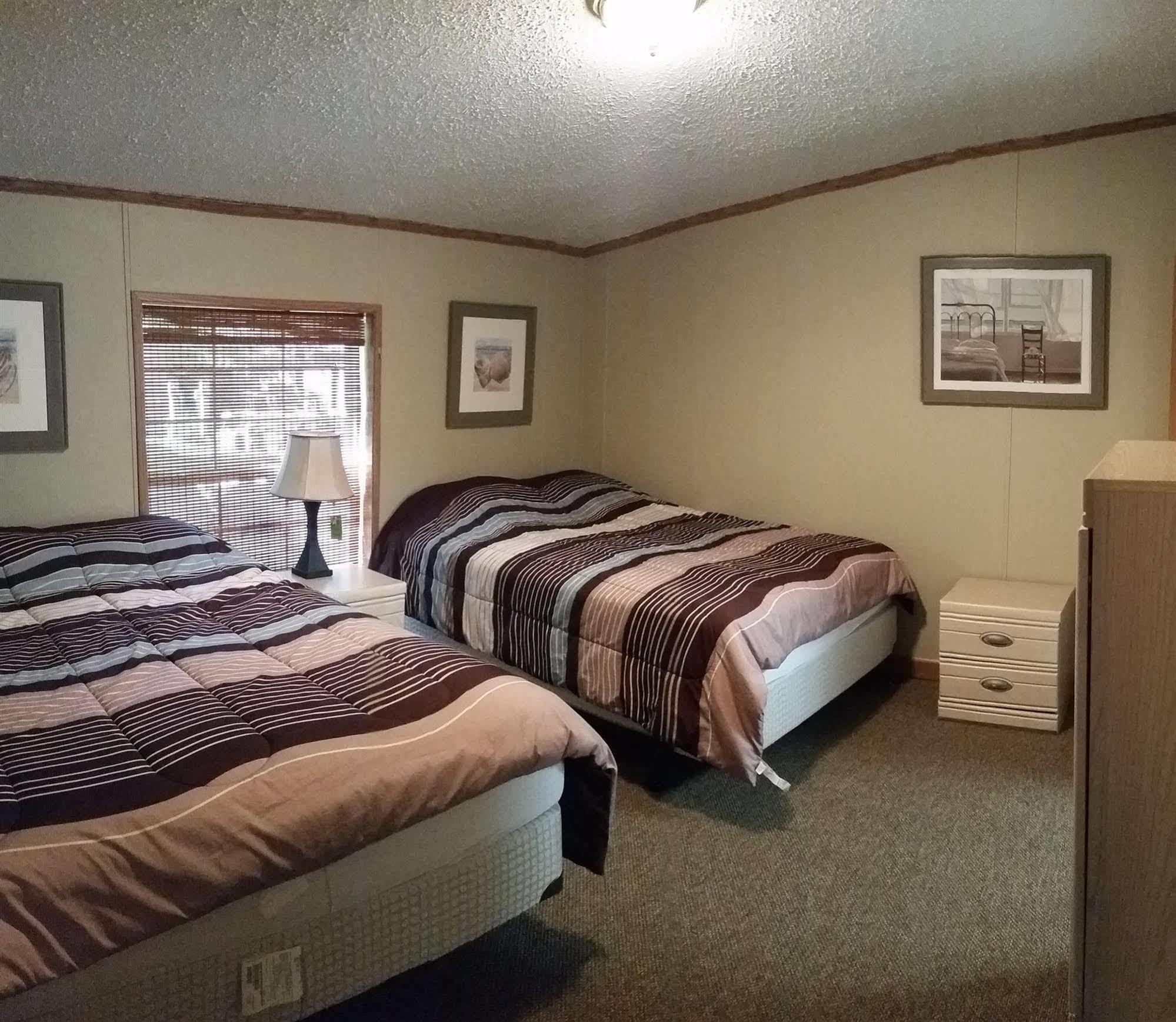 Island Club Rentals Put-in-Bay Extérieur photo